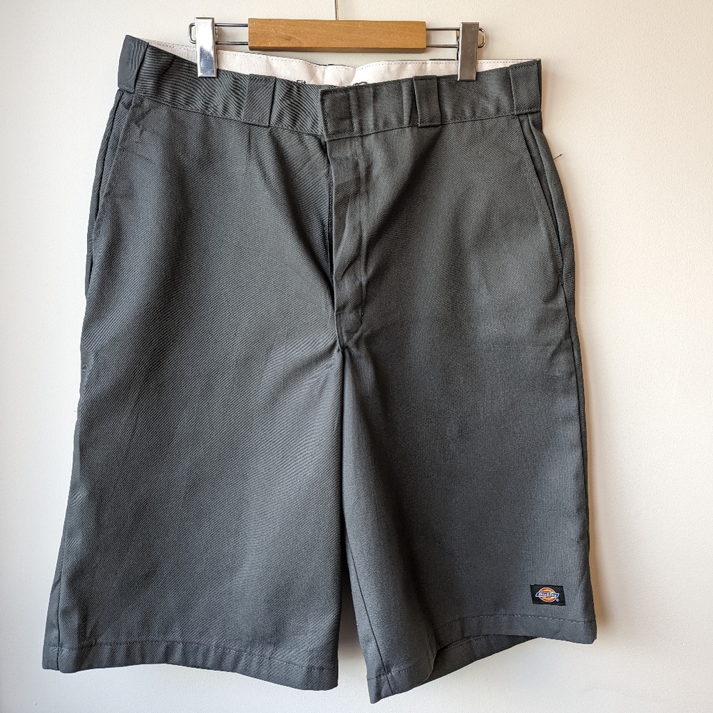 Dickies Shorts, Size 36